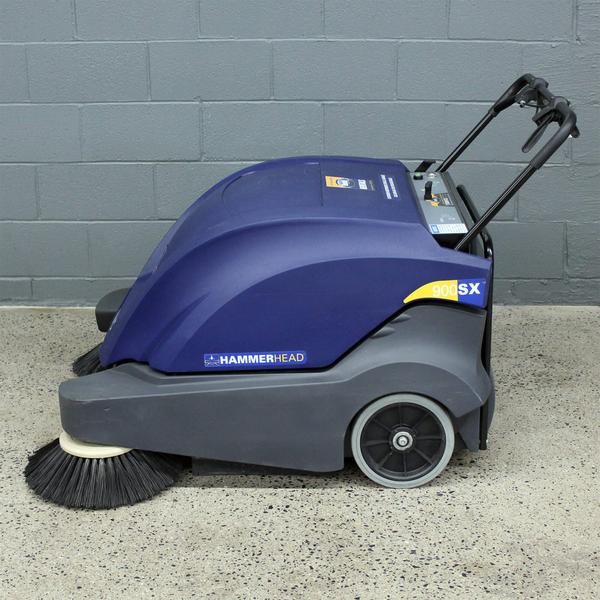 900SX Electric WalkBehind Sweeper Hammerhead Cleaning Equipment