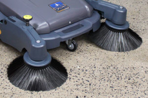 950MS Manual Sweeper Front Brooms